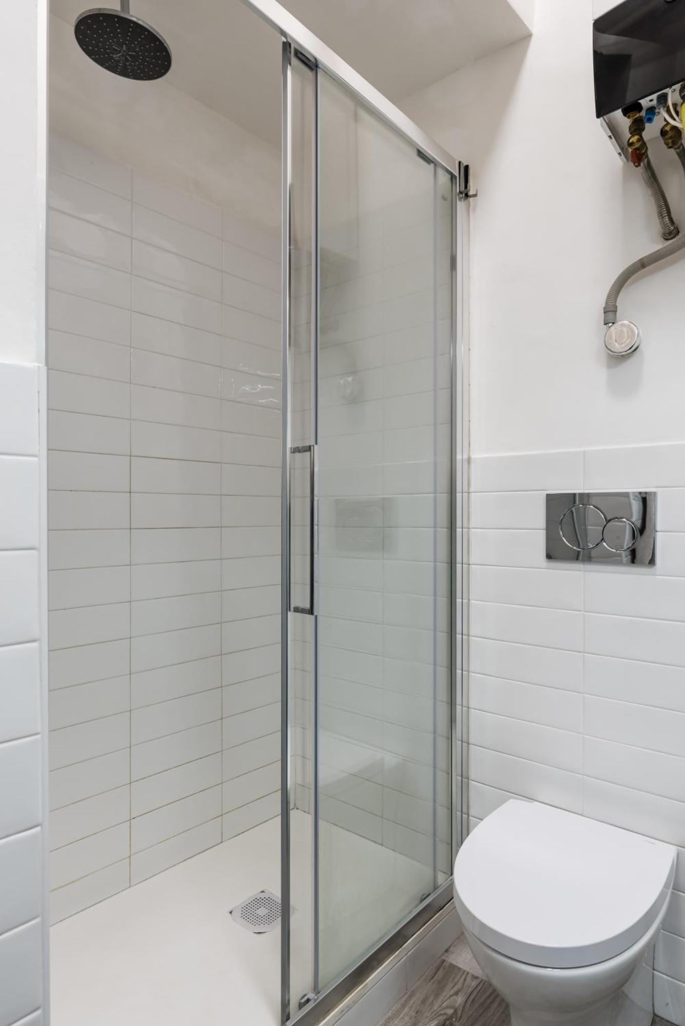 Acquario 5 Minuti, 1Br , Free A-C, Wifi & Netflix "City Center" By Tilo Genua Exterior foto