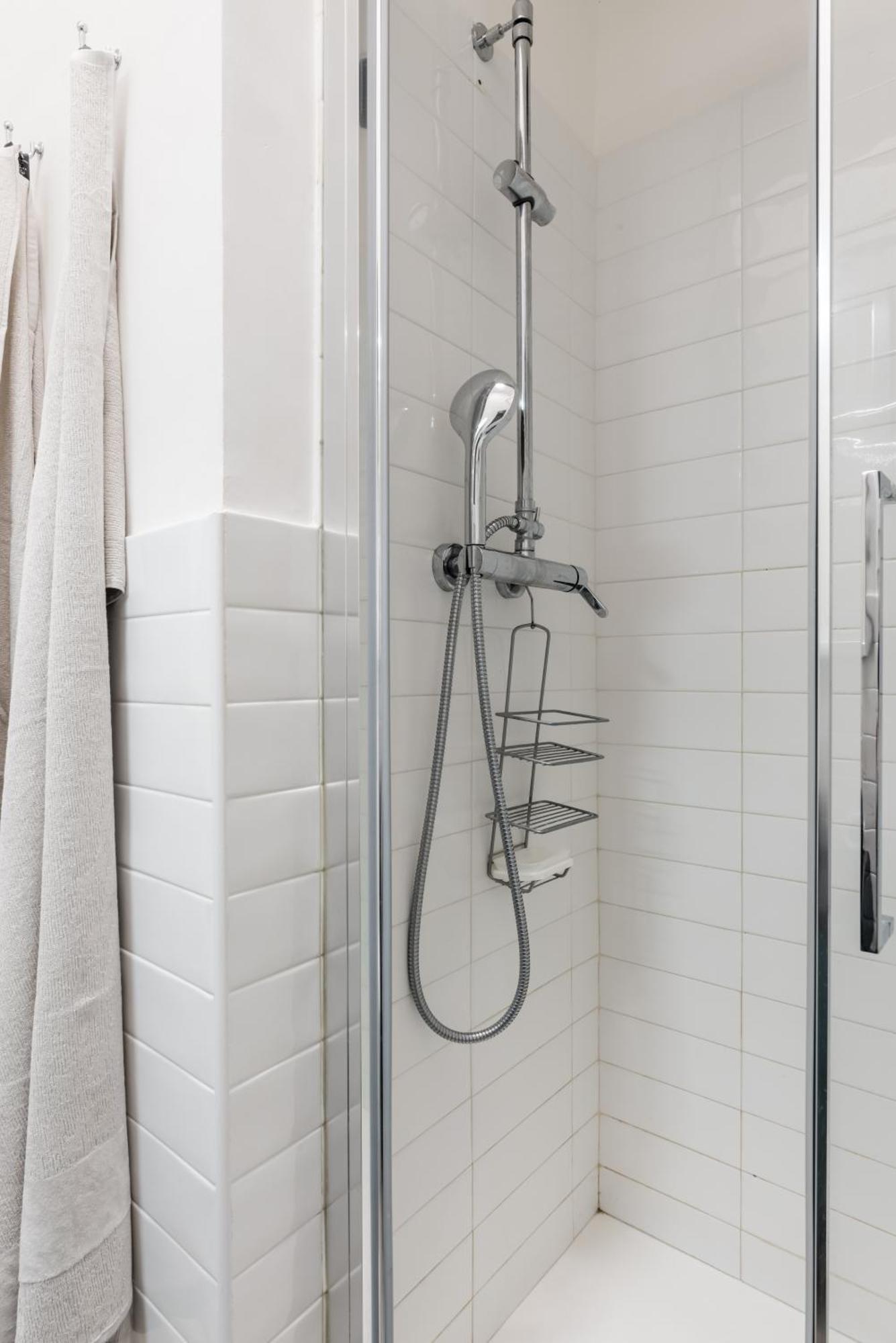 Acquario 5 Minuti, 1Br , Free A-C, Wifi & Netflix "City Center" By Tilo Genua Exterior foto