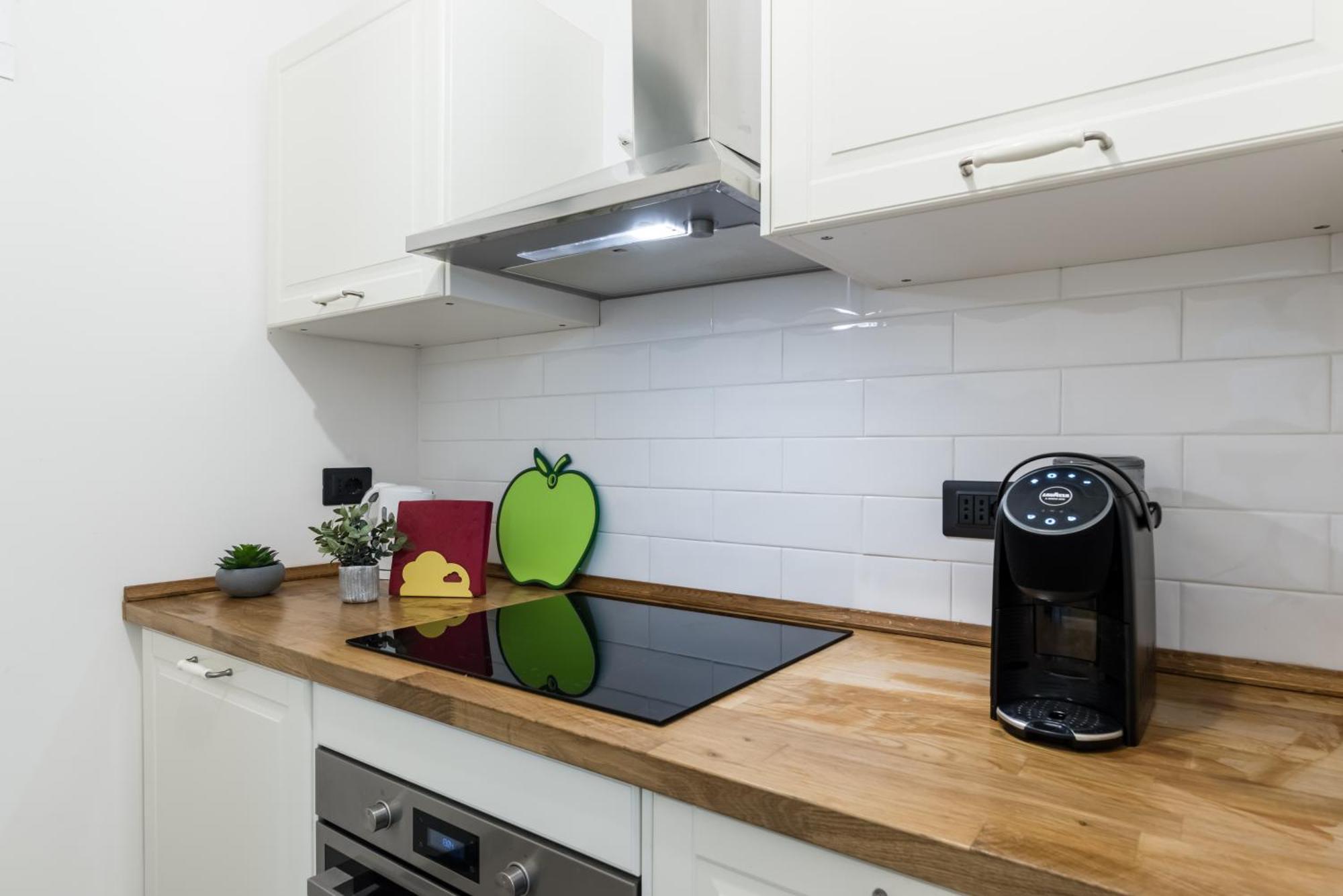 Acquario 5 Minuti, 1Br , Free A-C, Wifi & Netflix "City Center" By Tilo Genua Exterior foto